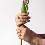 Ring Indira | weißer Beton