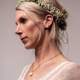 Ohrstecker Alida | weißer Beton