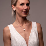 Ohrstecker Rania | weißer Beton