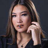 Ring Sari | anthrazitfarbener Beton